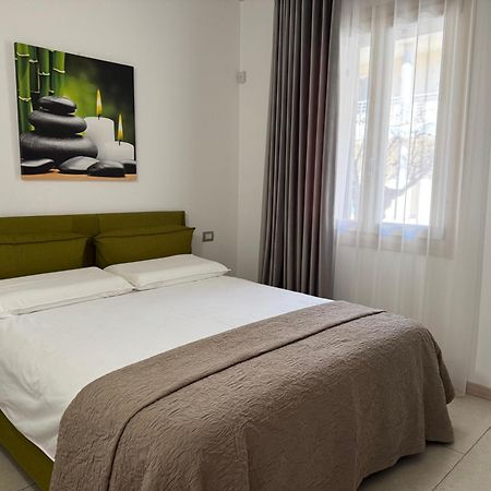 De Luxe Apartments Eden Sirmione Ngoại thất bức ảnh