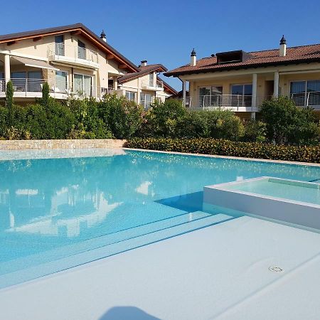 De Luxe Apartments Eden Sirmione Ngoại thất bức ảnh
