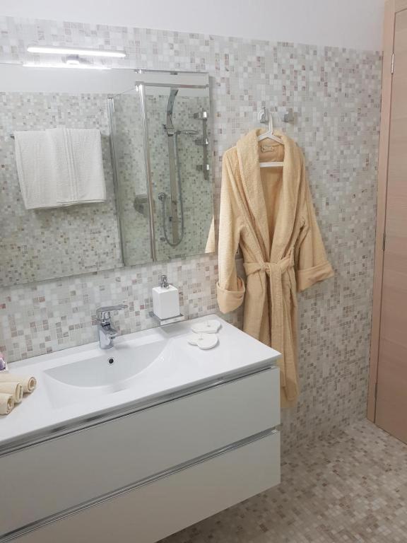 De Luxe Apartments Eden Sirmione Ngoại thất bức ảnh