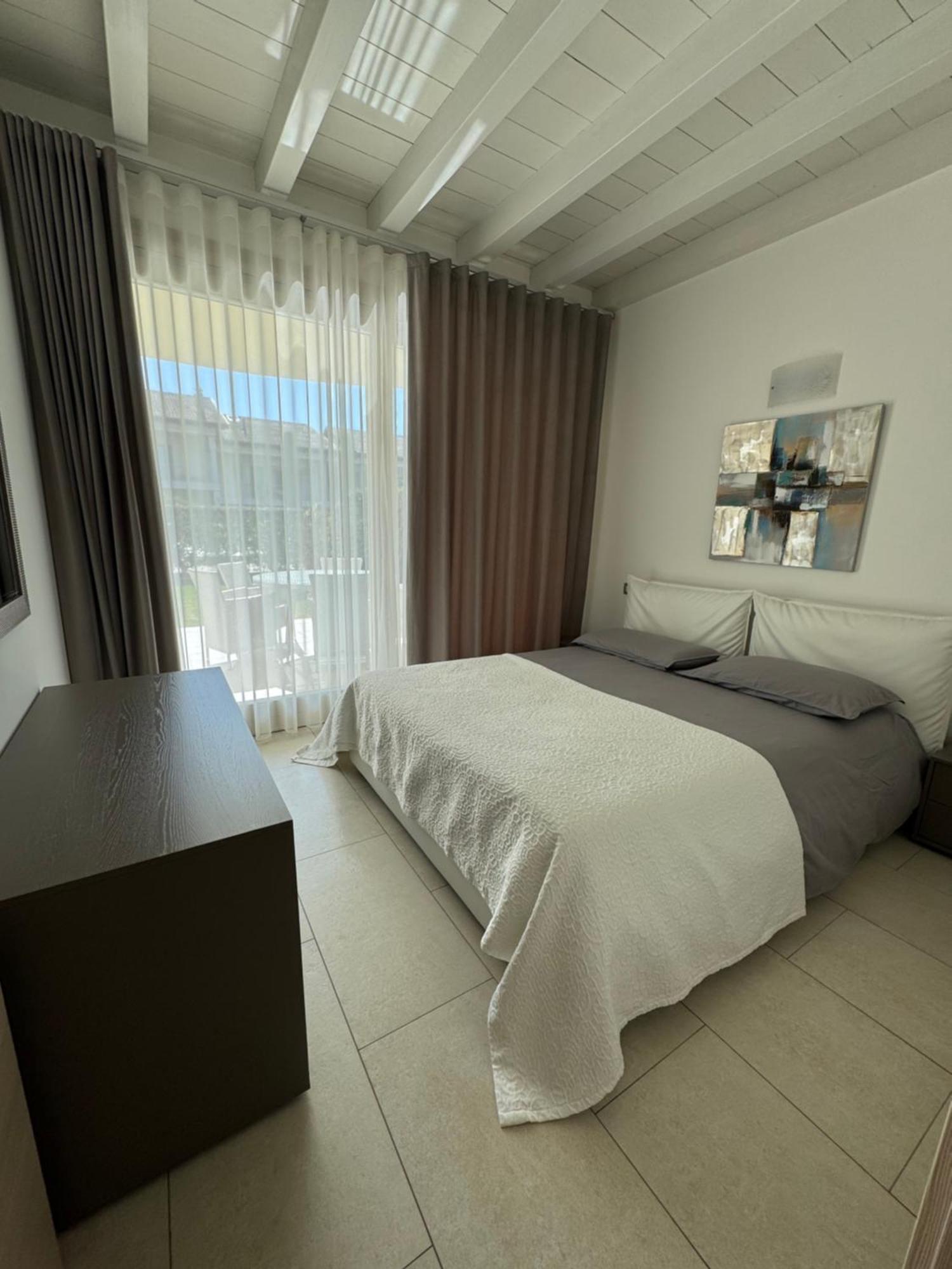 De Luxe Apartments Eden Sirmione Ngoại thất bức ảnh