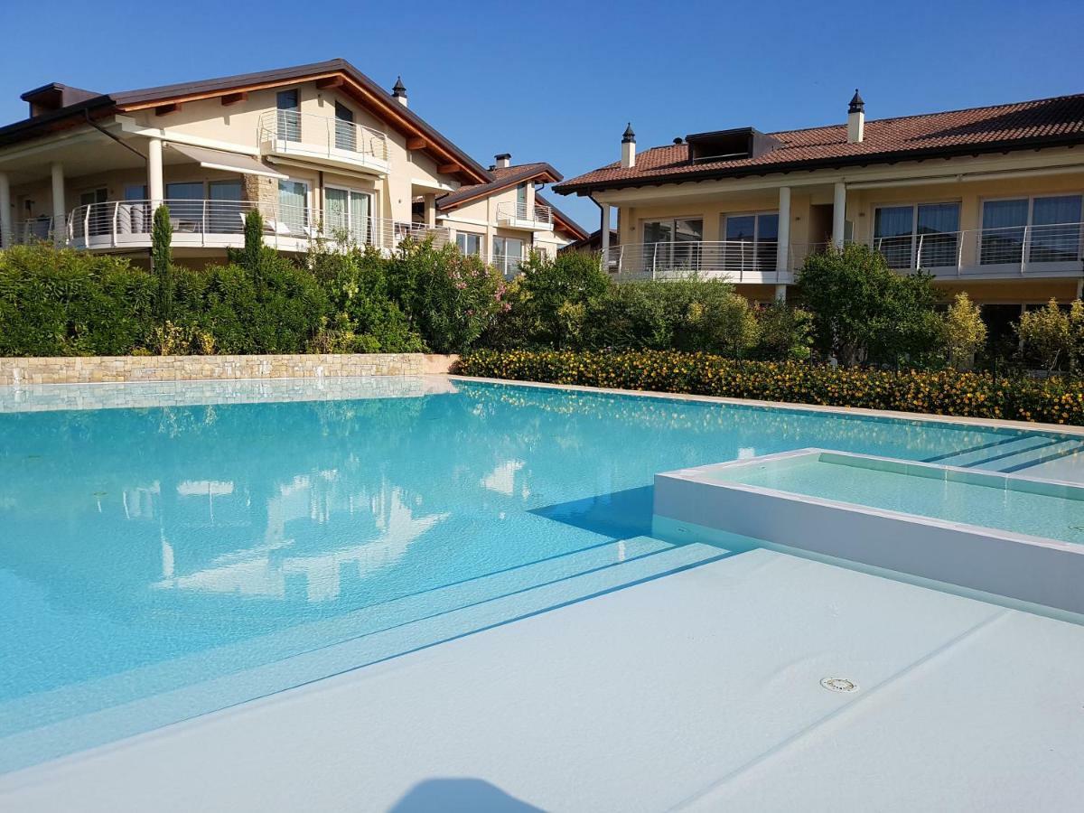 De Luxe Apartments Eden Sirmione Ngoại thất bức ảnh